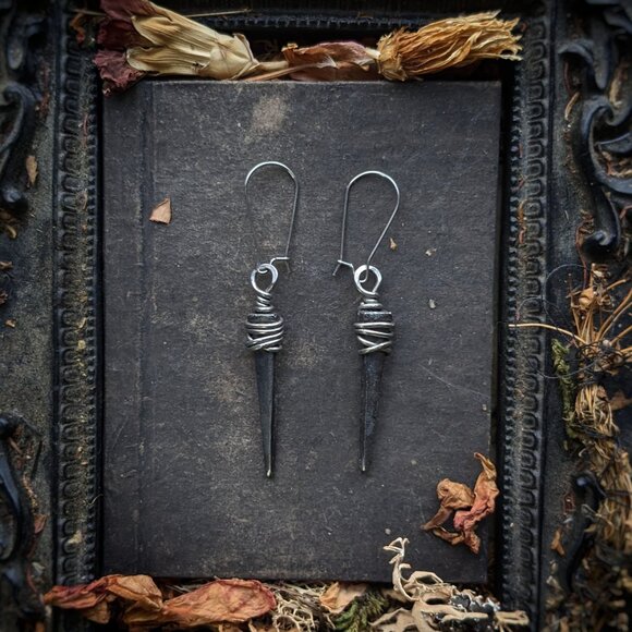 Witch Nail Earrings - Picture 1 of 3